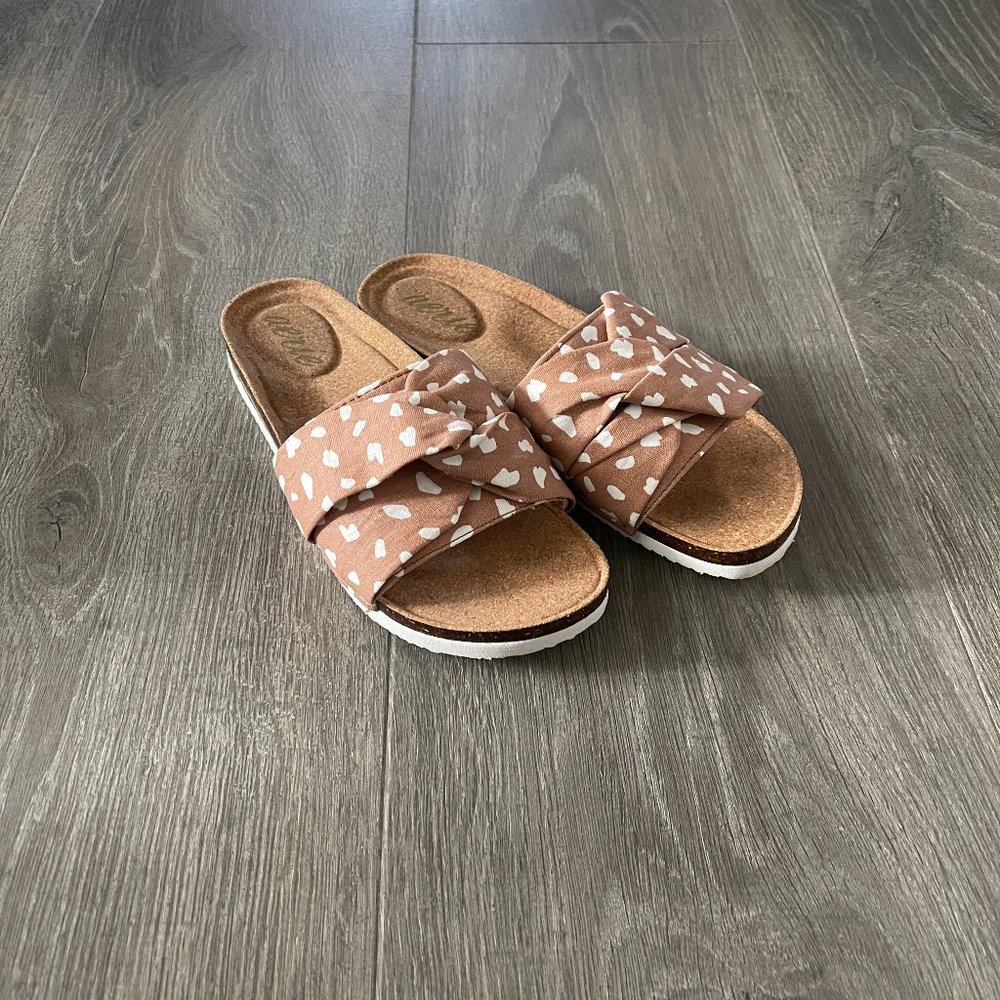 Women's Aerie Slide Footbed Sandals (Size 8)